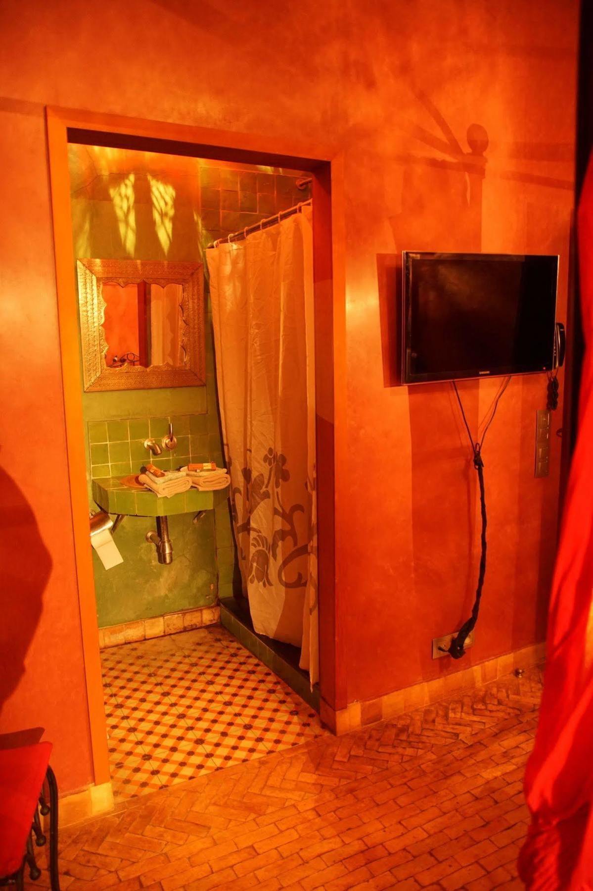 Hotel Riad Liegi Esterno foto