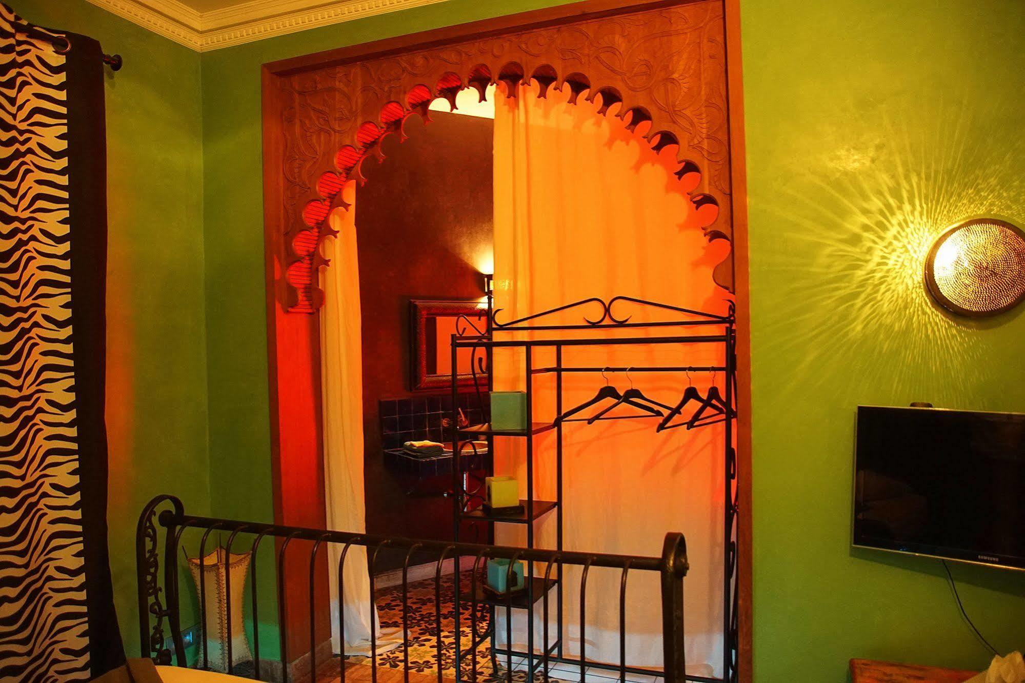 Hotel Riad Liegi Esterno foto